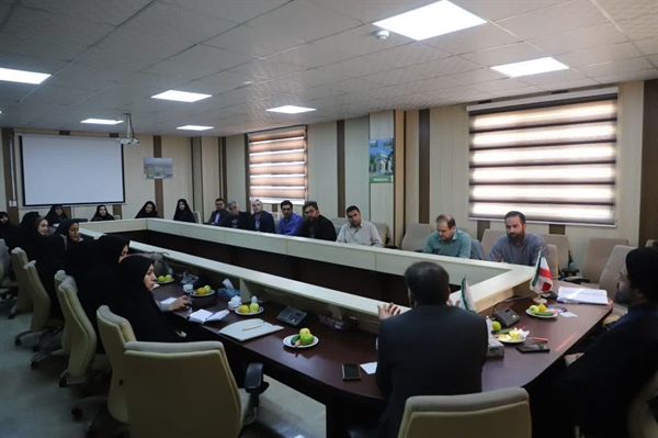 برگزاری جلسه کمیسیون فرهنگی، اجتماعی و حقوقی شورای اسلامی شهر قیامدشت با محوریت پروژه مهر و امور عمرانی مدارس